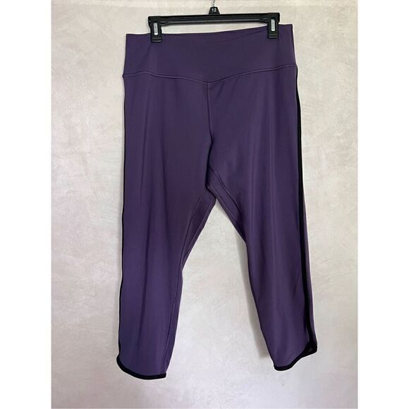 Victoria’s Secret XL Purple Leggings - Picture 1 of 4